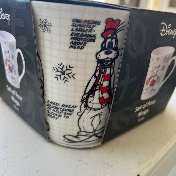 DISNEY set of 4 mugs, MICKEY HOLIDAY SKETCHBOOK . - Picture 10 of 12